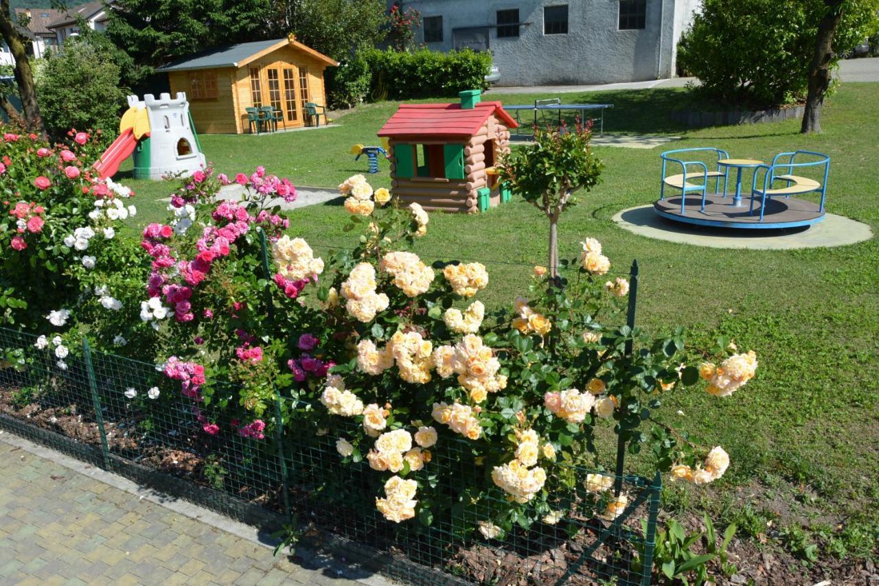 Residence Girasole Casa Rossa A Коліко Екстер'єр фото